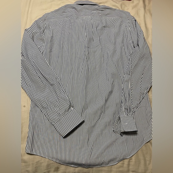 Ralph Lauren Regular Fit Stretch Fabric Button Down - Picture 3 of 6